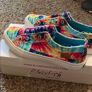 Blowfish tie dye shoes